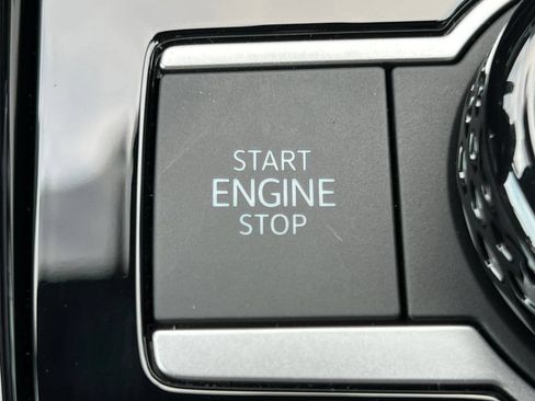 New 2026 Volkswagen Tiguan SEL R-Line AWD/4WD image 30