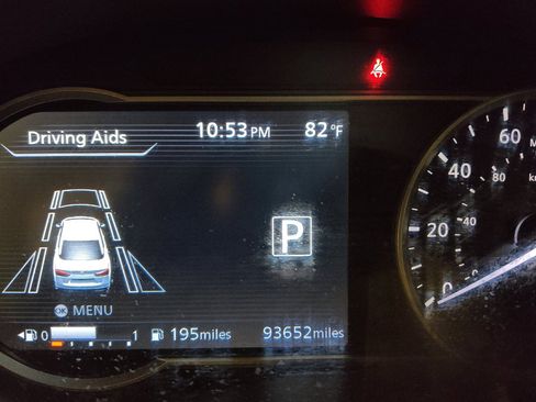 Used 2021 Nissan Versa SV FWD image 23