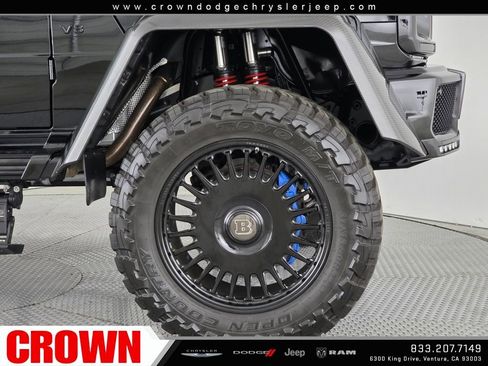 Used 2017 Mercedes-Benz G 550 Squared image 9