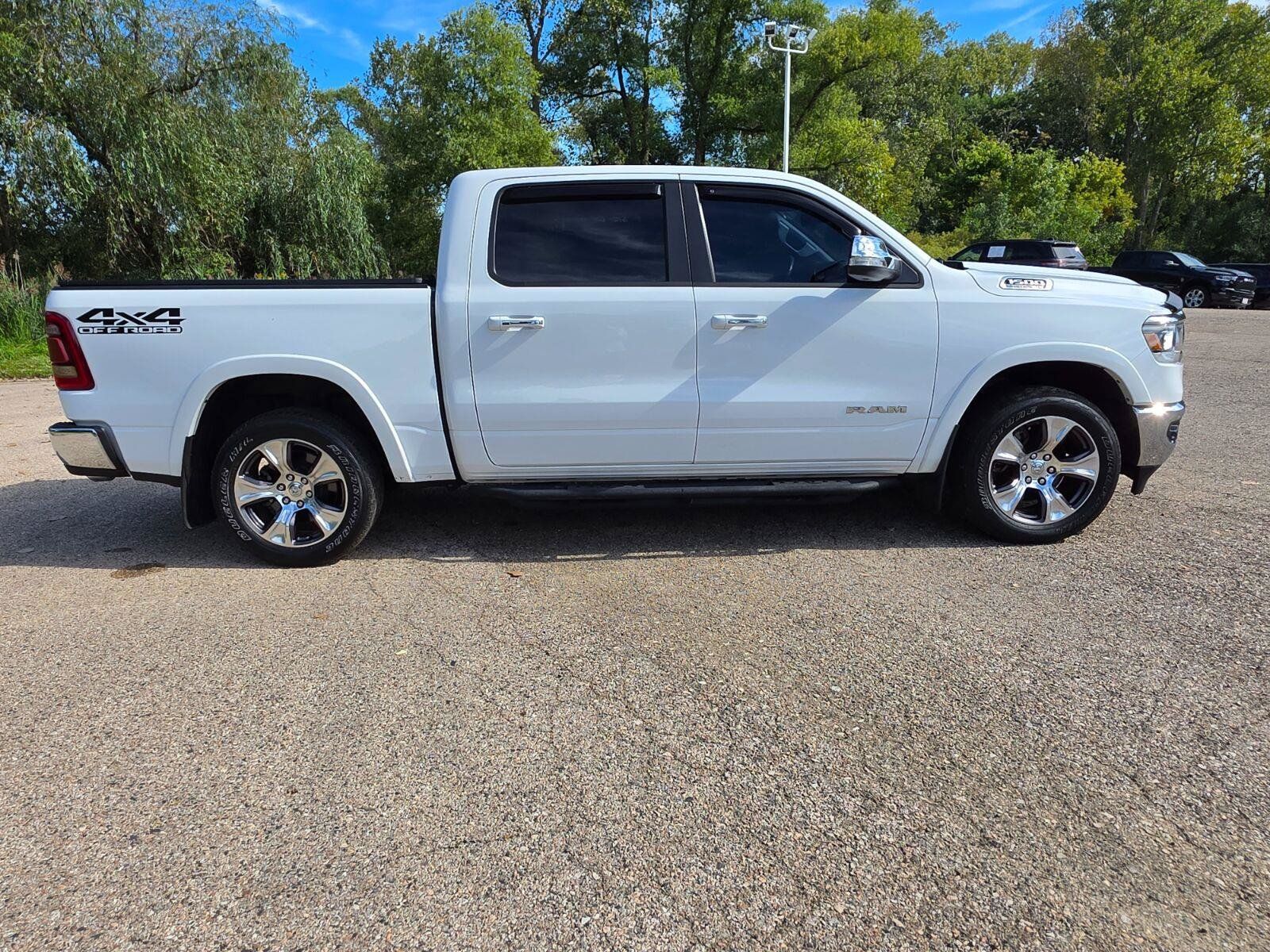 Used 2022 RAM 1500 Laramie AWD/4WD image 15