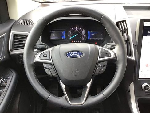 Certified 2024 Ford Edge SEL w/ Convenience Package image 17