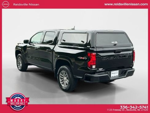 Used 2023 Chevrolet Colorado LT w/ LT Convenience Package II AWD/4WD image 4