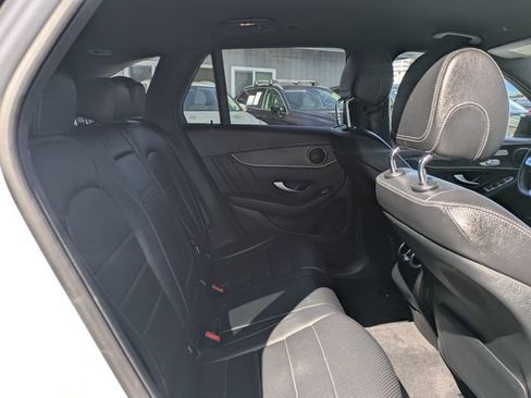 Used 2020 Mercedes-Benz GLC 300 4MATIC image 30