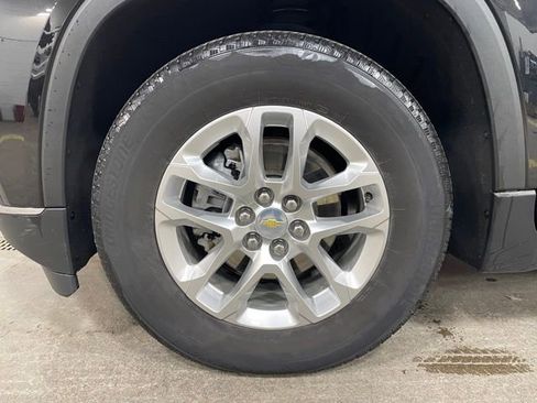 Certified 2021 Chevrolet Traverse LT image 7