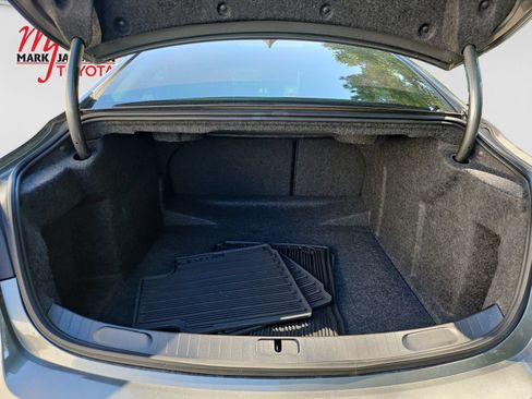 Used 2016 Chevrolet Impala LT FWD image 18