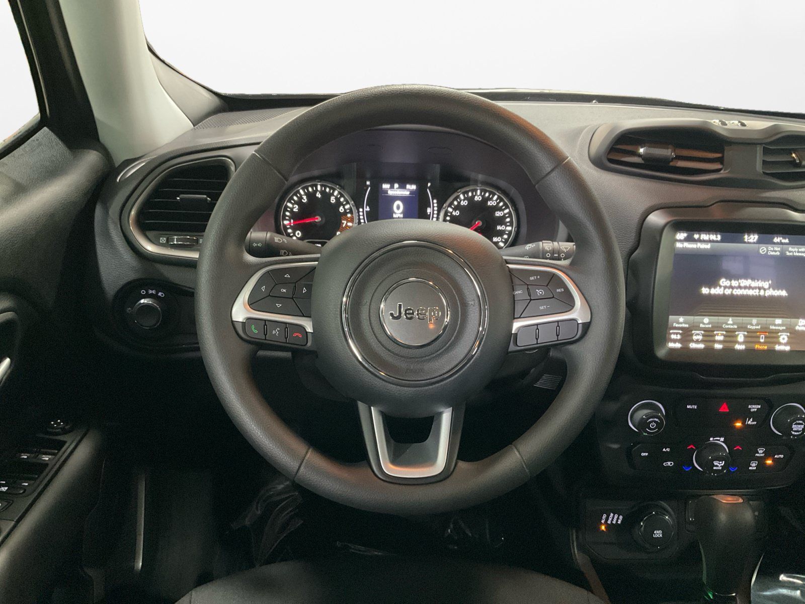 Used 2023 Jeep Renegade Latitude AWD/4WD image 14