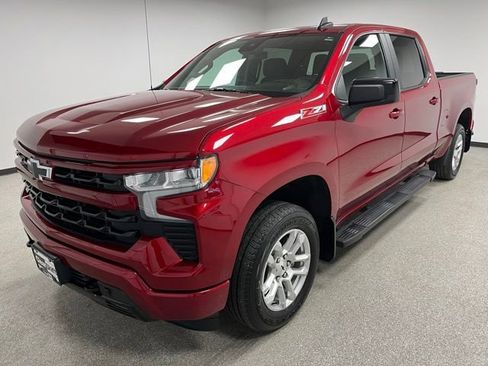 Used 2024 Chevrolet Silverado 1500 RST AWD/4WD image 4
