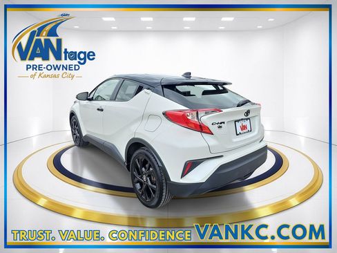 Used 2021 Toyota C-HR Nightshade FWD image 9