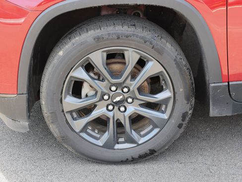 Used 2019 Chevrolet Traverse RS w/ LPO, Floor Liner Package AWD/4WD image 12