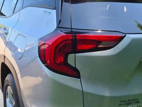 Used 2019 GMC Terrain SLE FWD image 14