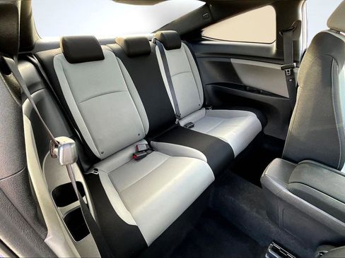 Used 2018 Honda Civic LX-P image 27