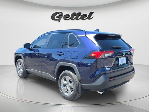 Used 2025 Toyota RAV4 XLE w/ Convenience Package FWD image 7