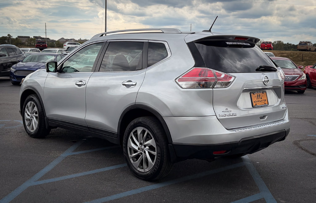 Used 2015 Nissan Rogue SL AWD/4WD image 23
