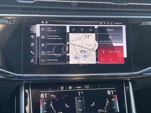 Certified 2025 Audi Q7 2.0T Premium w/ Convenience Plus Package image 25