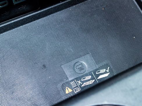 Used 2022 Chevrolet Tahoe RST w/ Luxury Package image 17