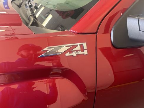 Used 2018 GMC Sierra 1500 SLT w/ SLT Premium Package image 7