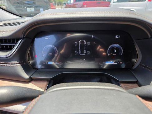 Used 2021 Jeep Grand Cherokee L Summit w/ Advanced Protech Group IV AWD/4WD image 34