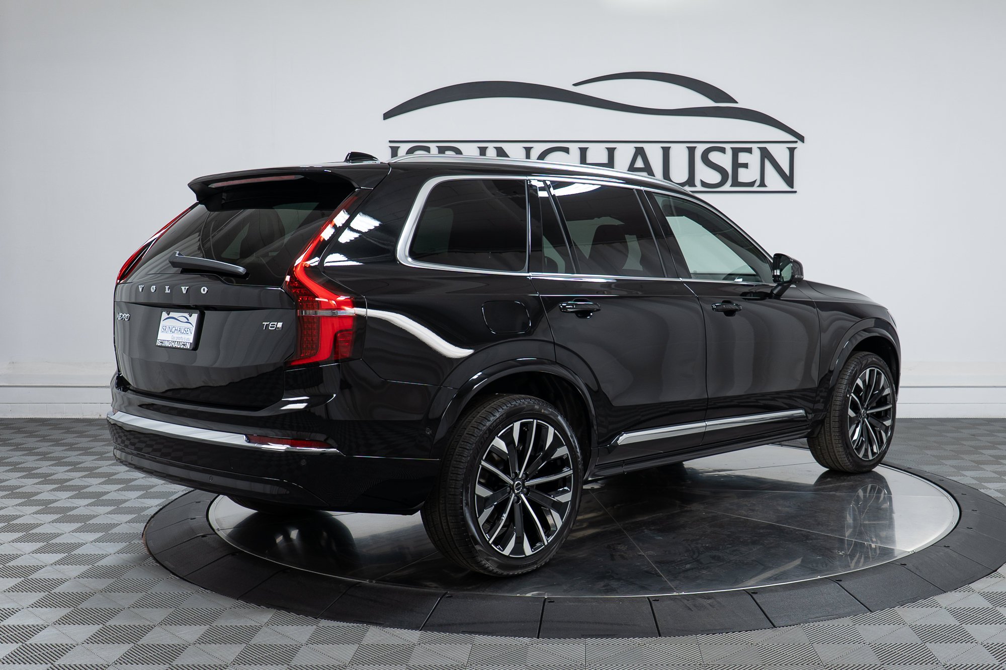 New 2026 Volvo XC90 T8 Plus w/ Protection Package AWD/4WD image 5
