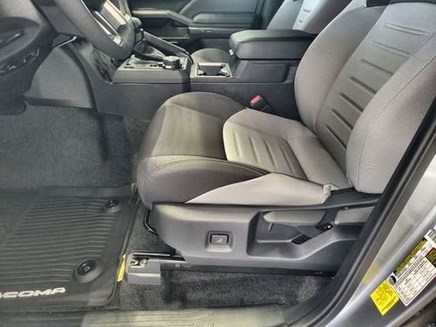 New 2025 Toyota Tacoma TRD Off-Road image 12