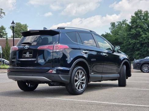 Used 2018 Toyota RAV4 Limited AWD/4WD image 26