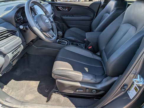 Certified 2025 Subaru Forester Limited image 11