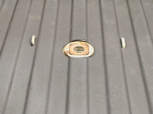 Used 2017 GMC Sierra 2500 Denali w/ Suspension Package, Off-Road AWD/4WD image 25