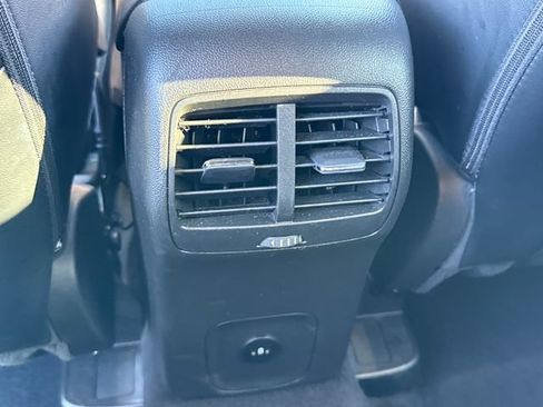 Used 2025 Ford Escape ST-Line Select AWD/4WD image 23