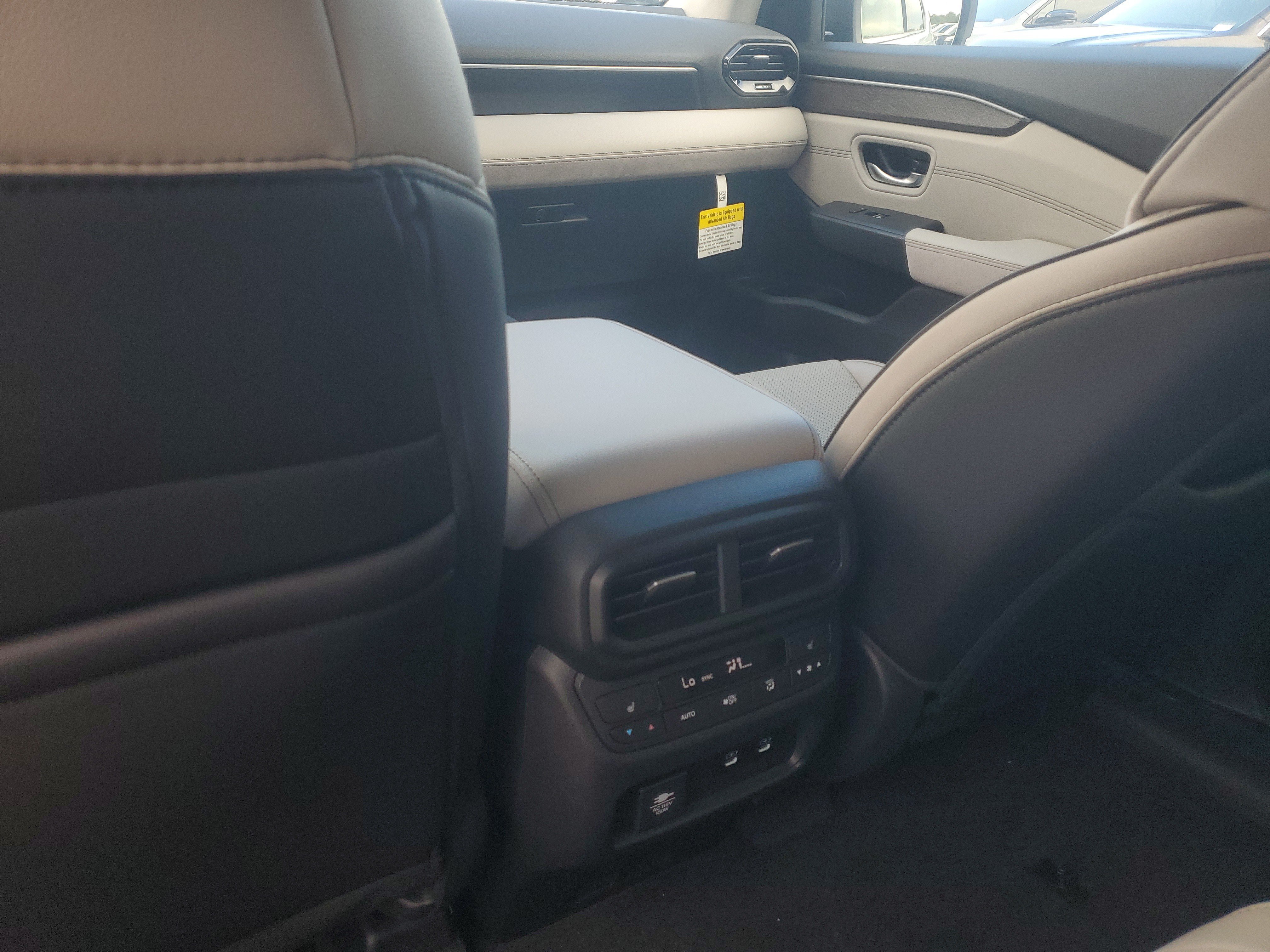 New 2026 Honda Pilot Elite image 12