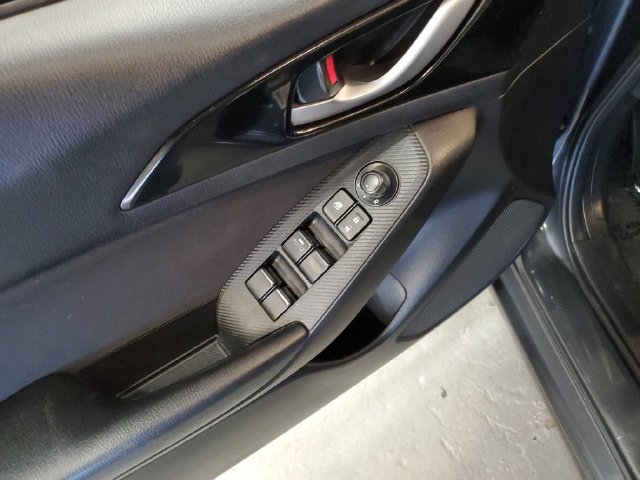 Used 2016 MAZDA MAZDA3 i Touring FWD image 13