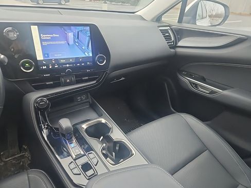 Used 2024 Lexus NX 350 AWD image 9