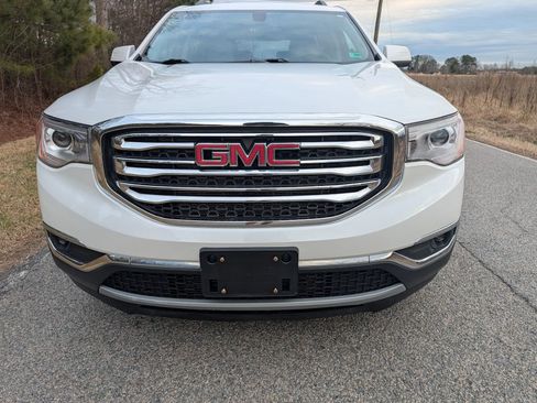 Used 2017 GMC Acadia SLT image 10