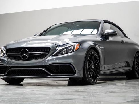 Used 2017 Mercedes-Benz C 63 AMG S image 11