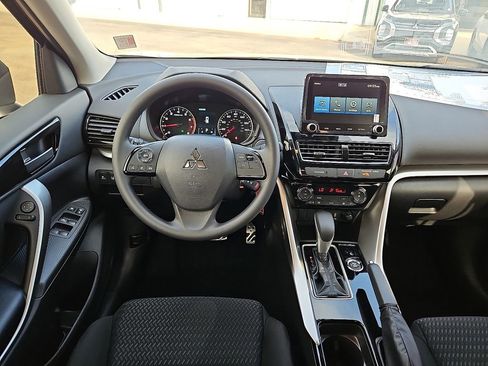 New 2026 Mitsubishi Eclipse Cross ES image 6