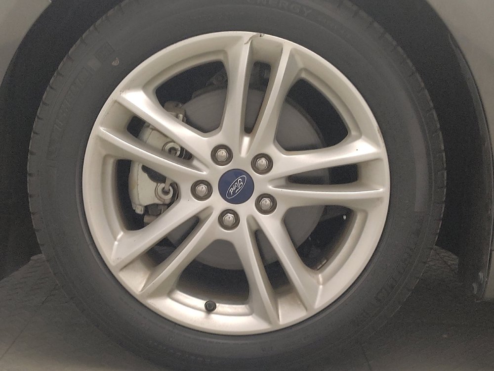 Used 2018 Ford Fusion S FWD image 31