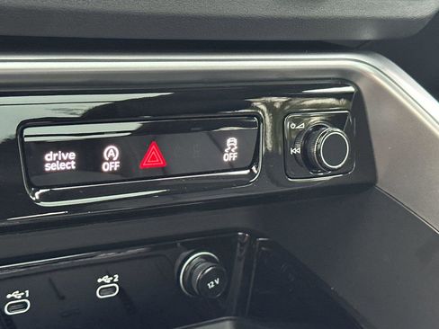 Certified 2025 Audi Q5 Premium Plus w/ Premium Plus image 21