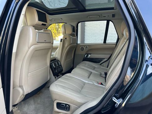 Used 2014 Land Rover Range Rover Autobiography image 22