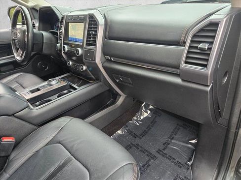 Used 2020 Ford Expedition Platinum image 22