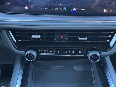 New 2026 Chevrolet Suburban LS w/ Max Trailering Package AWD/4WD image 13