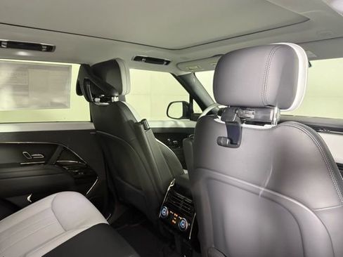 New 2026 Land Rover Range Rover Sport Dynamic SE AWD/4WD image 30