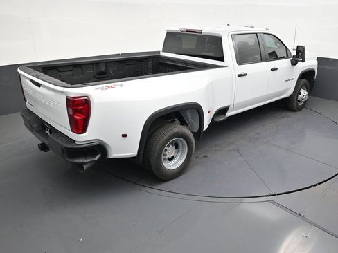Used 2026 Chevrolet Silverado 3500 W/T AWD/4WD image 15