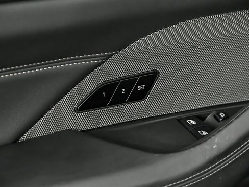 Used 2023 BMW M4 xDrive Competition AWD/4WD image 15