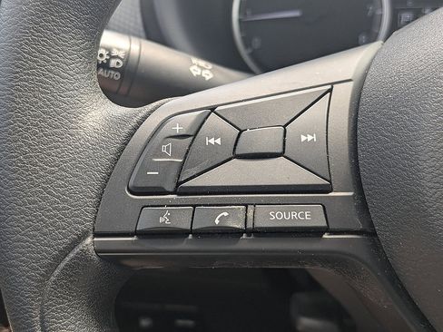 Used 2023 Nissan Kicks S FWD image 41