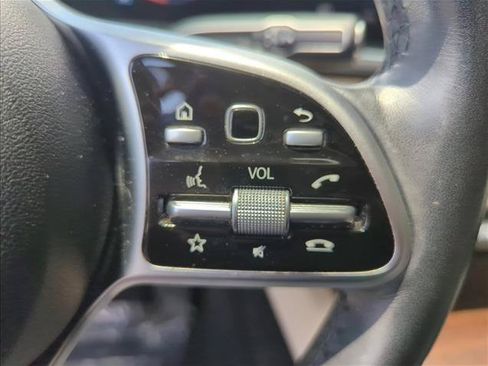 Used 2021 Mercedes-Benz GLE 350 image 13