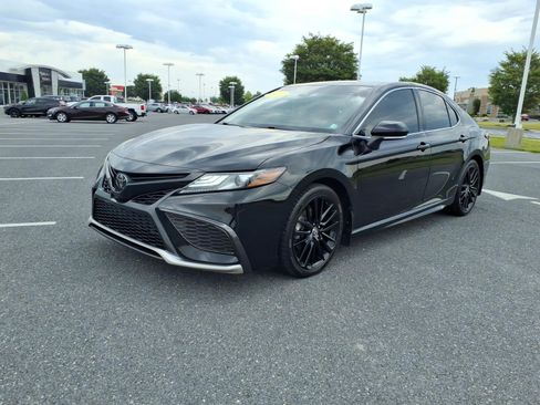 Used 2022 Toyota Camry XSE AWD/4WD image 1