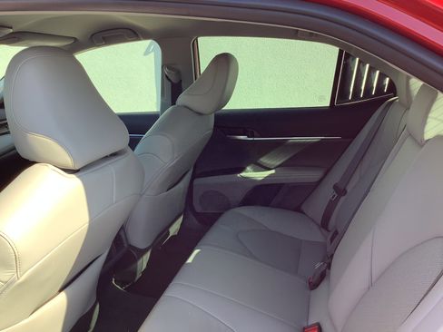 Used 2023 Toyota Camry XLE w/ Cold Weather Package FWD image 6