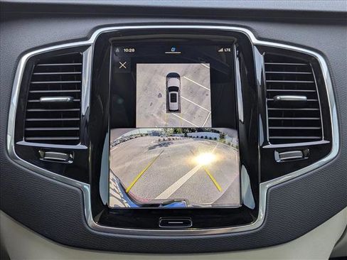 Used 2025 Volvo XC90 B6 Plus w/ Protection Package Premier AWD/4WD image 13
