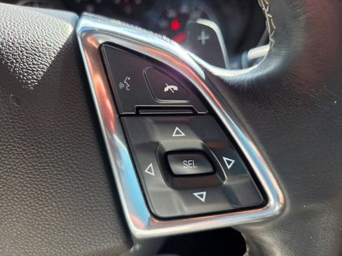 Used 2023 Chevrolet Camaro LT RWD image 29