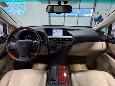 Used 2012 Lexus RX 450h AWD image 2