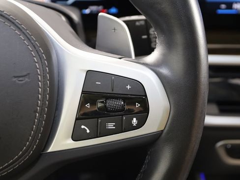 Used 2023 BMW X7 xDrive40i w/ M Sport Package image 44