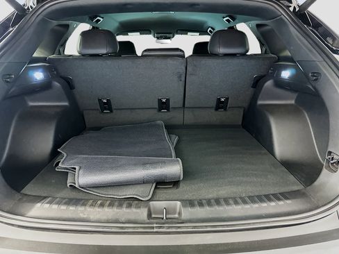 Used 2024 Chevrolet Blazer EV LT image 30